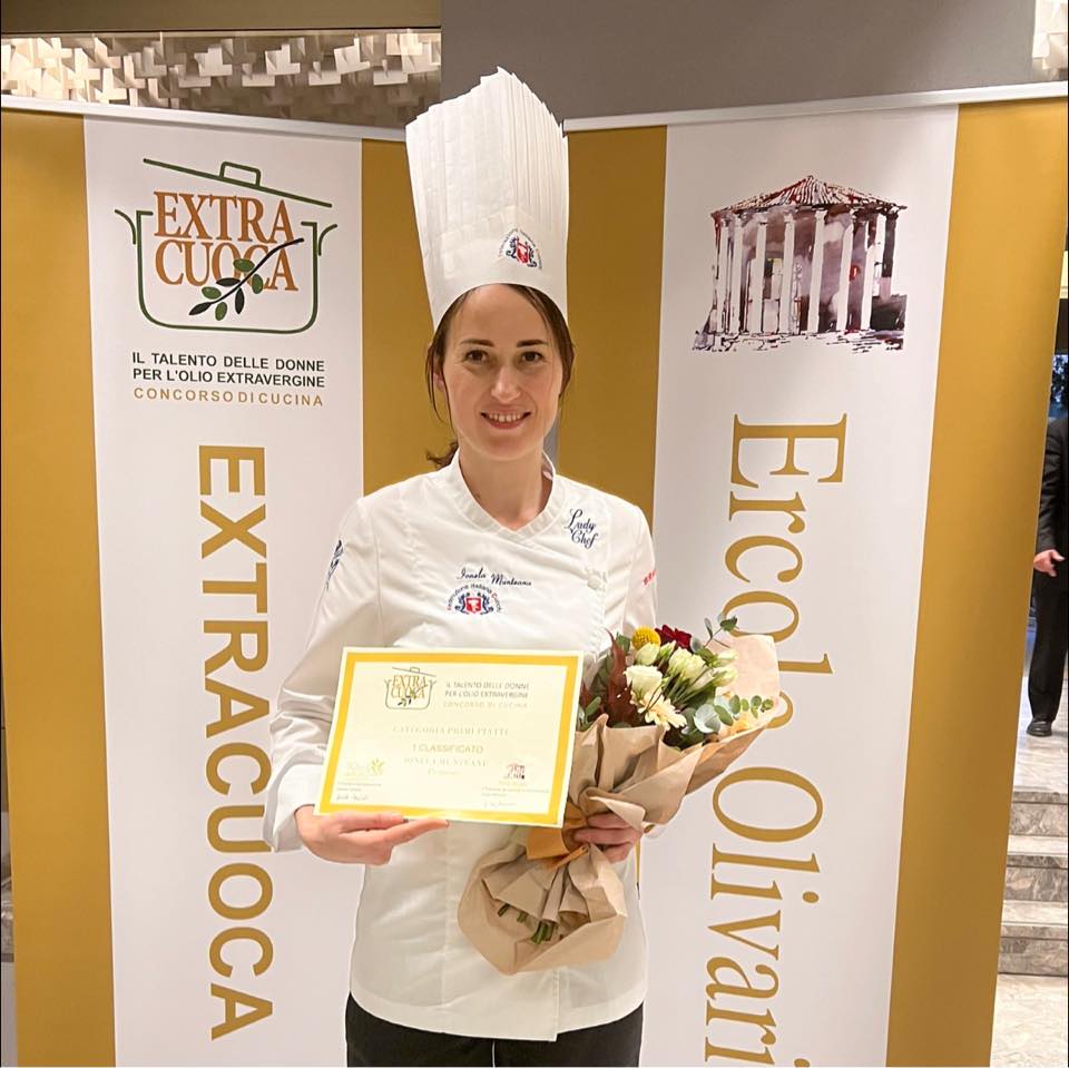 Ionela Munteanu vincitrice del primo premio Extra Cuoca