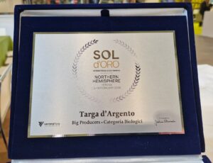 6 Bt Olio Extra Vergine Italiano Biologico 1Lt 3 Targa d'Argento vinta da Redoro a Sol Expo per olio Biologico