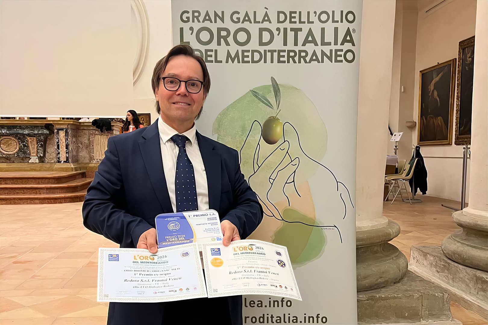 Olio Evo Biologico Redoro: 1° Premio Al Gran Galà Dell'Olio Del Mediterraneo 2026 3 Olio EVO Biologico Redoro: 1° Premio al Gran Galà dell’Olio del Mediterraneo 2026